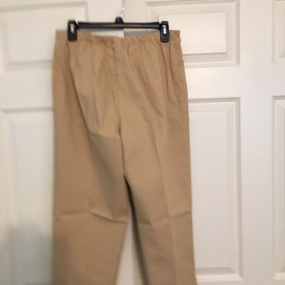 Woman’s khaki jeans, by Blair 12ps - Picture 3 of 6